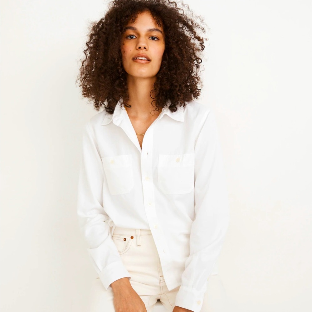 Madewell Long-Sleeve Classic Button-Up Shirt in White